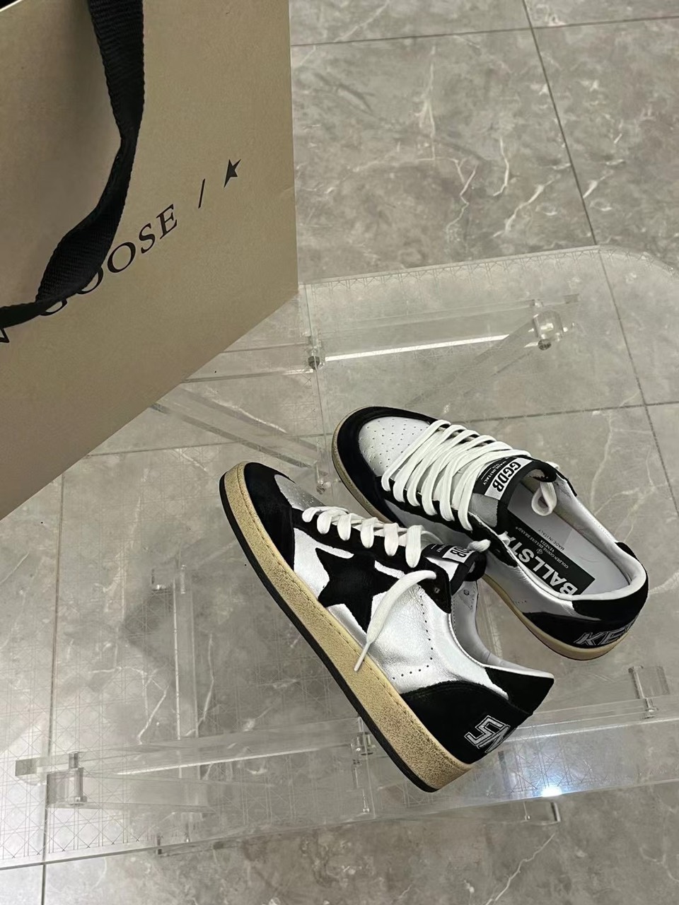 Golden Goose Sneakers