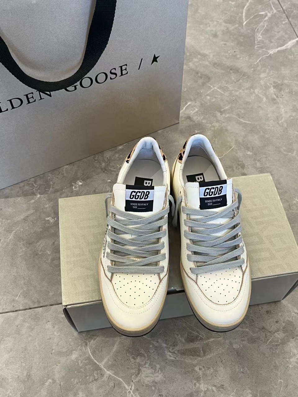 Golden Goose Sneakers