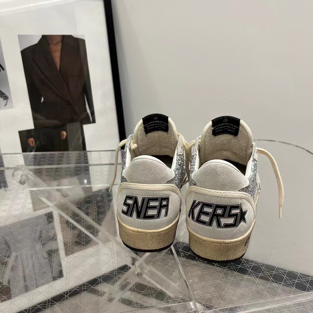 Golden Goose Sneakers