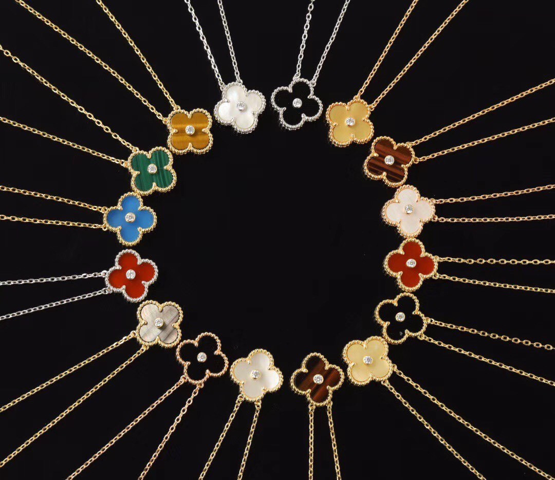 VCA Necklace