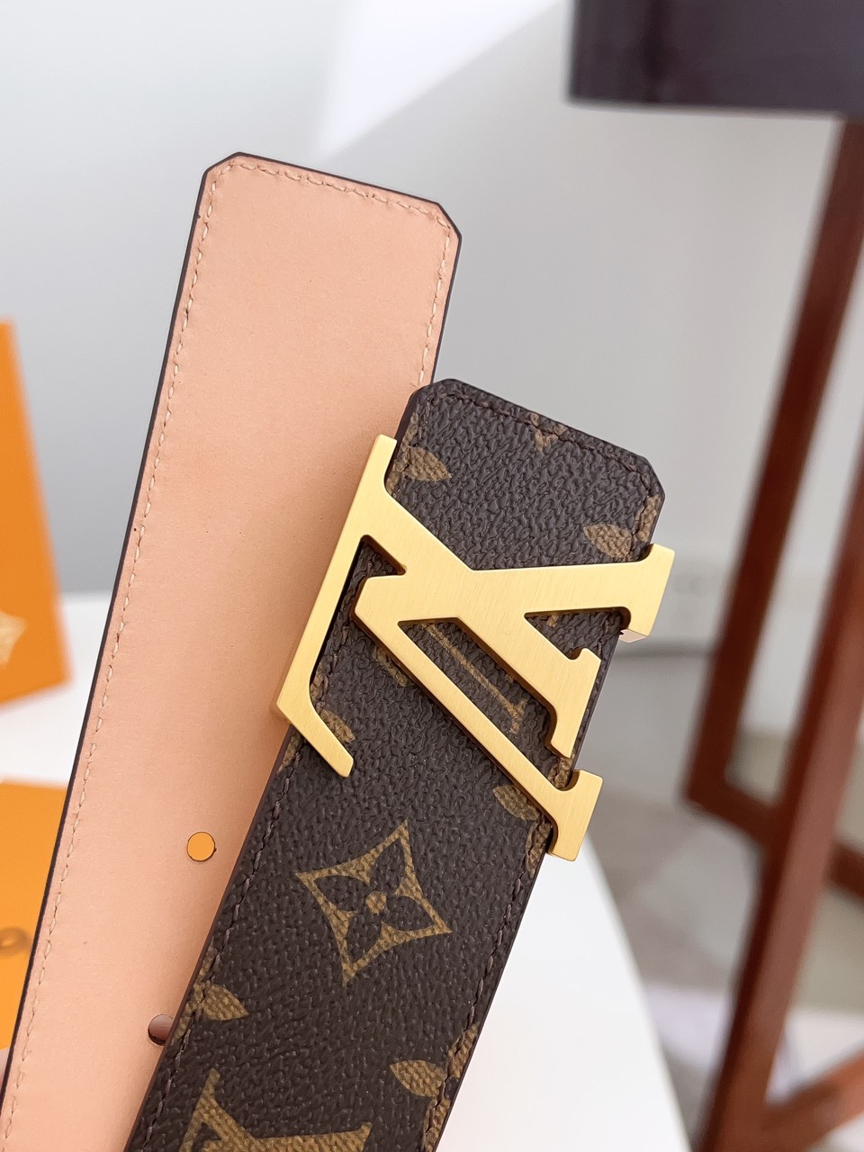 LOUIV Men Belt