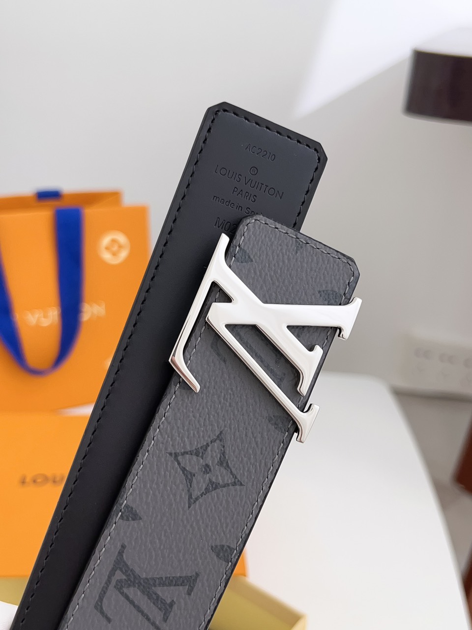 LOUIV Men Belt