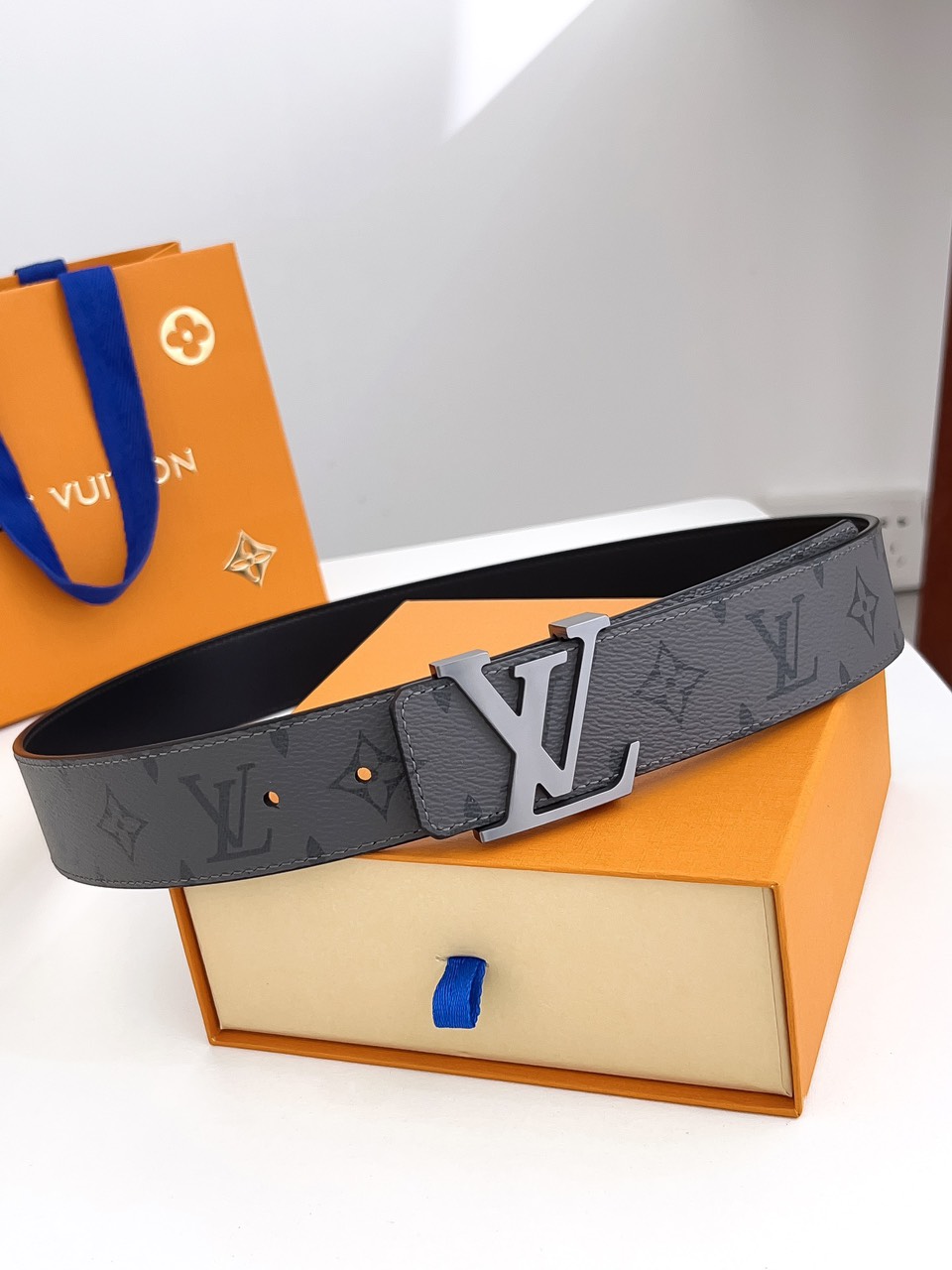 LOUIV Men Belt