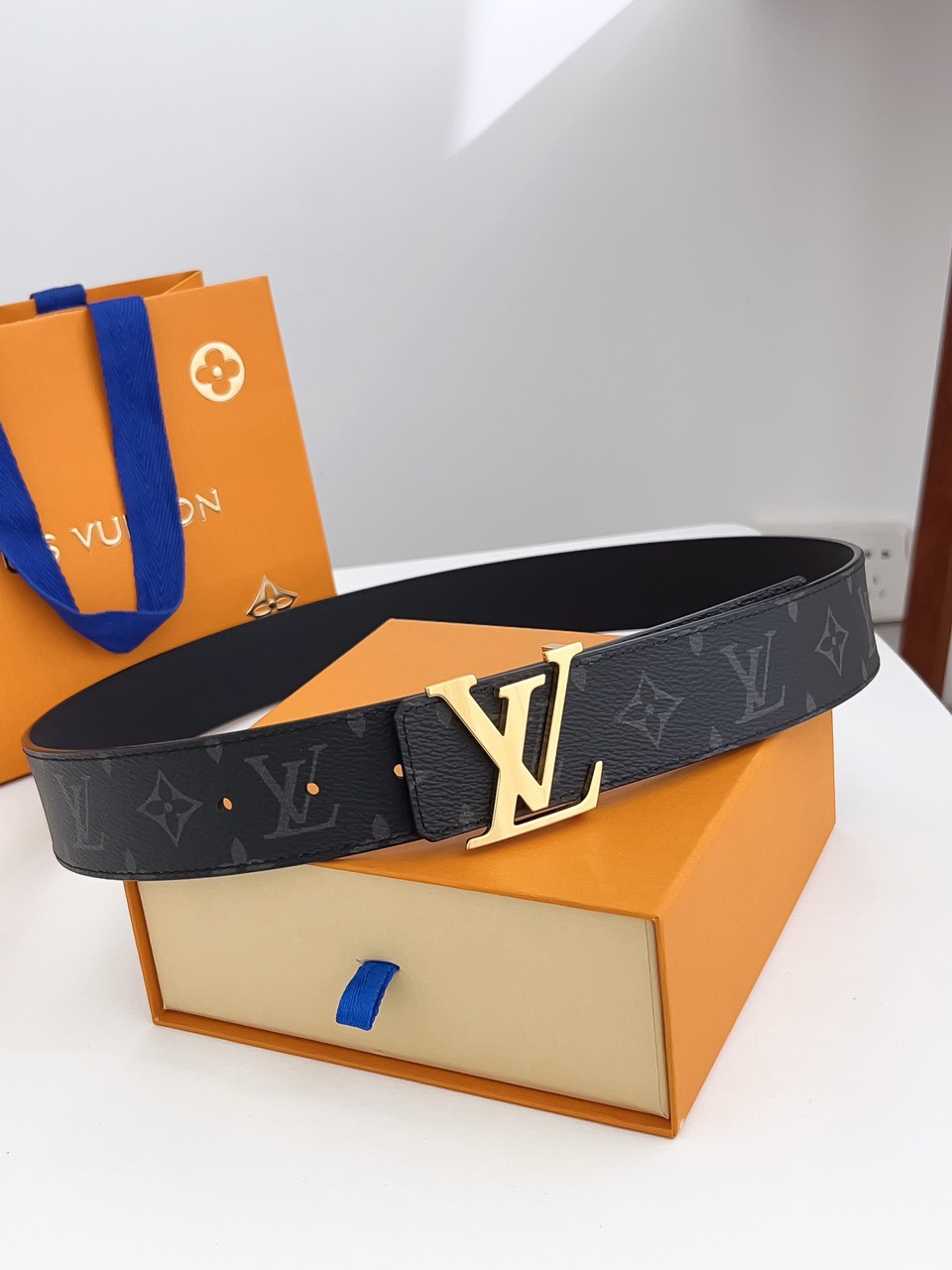 LOUIV Men Belt