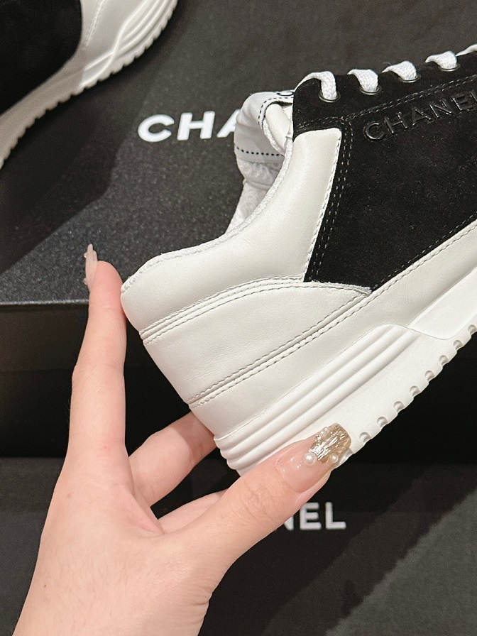 CC Sneakers