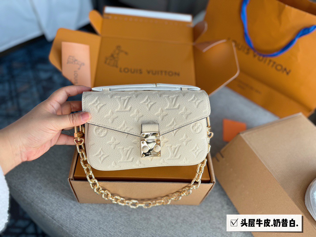 LOUIV Metis East West