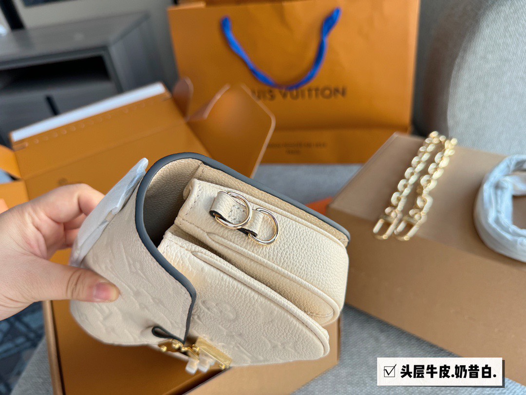 LOUIV Metis East West