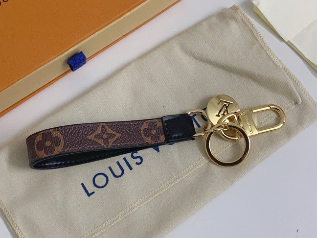 LOUIV Key Chain