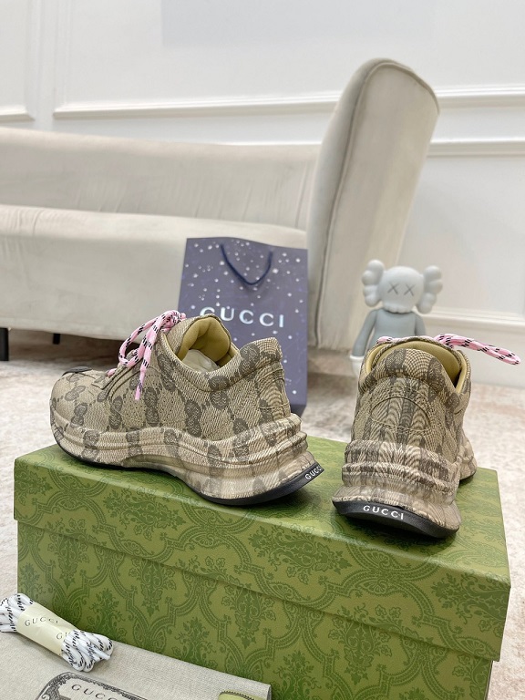 GG Sneakers