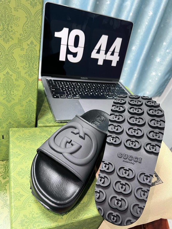 GG Rubber Platform Slides