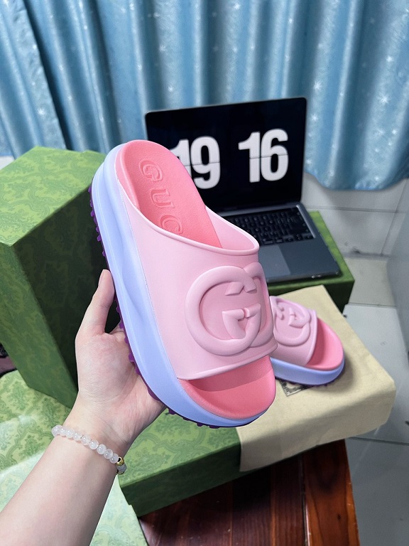 GG Rubber Platform Slides