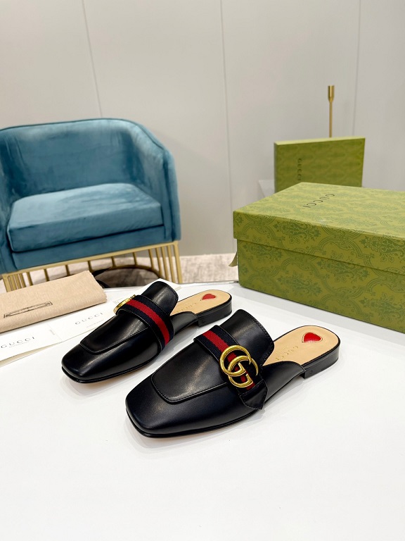 GG Slippers