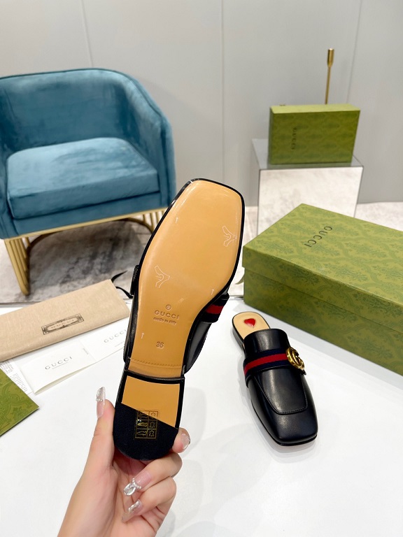 GG Slippers