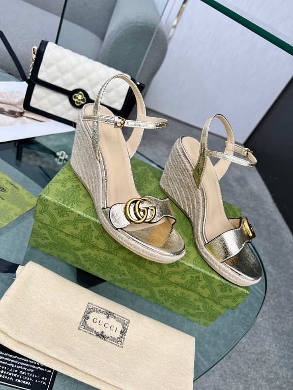 GG Marmont Wedges