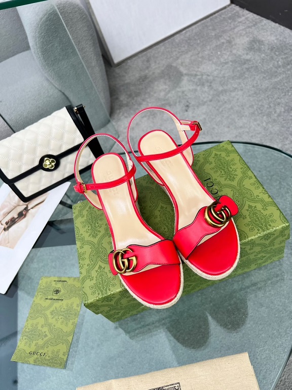 GG Marmont Wedges