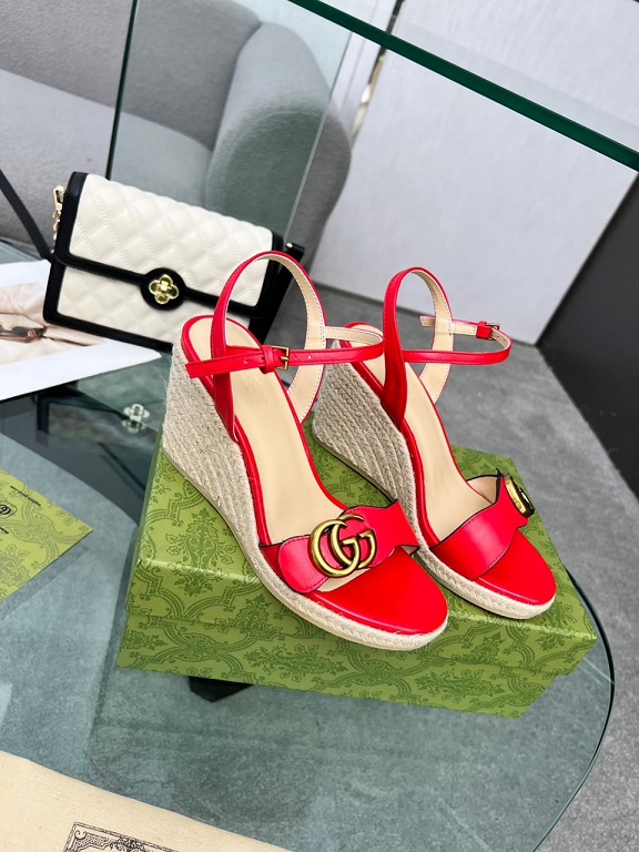 GG Marmont Wedges