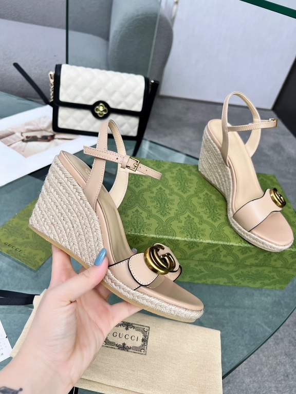 GG Marmont Wedges