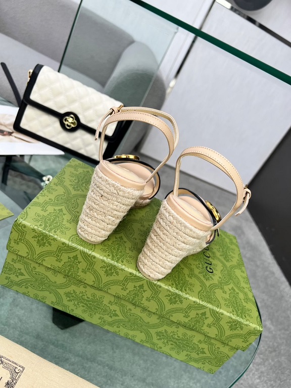 GG Marmont Wedges