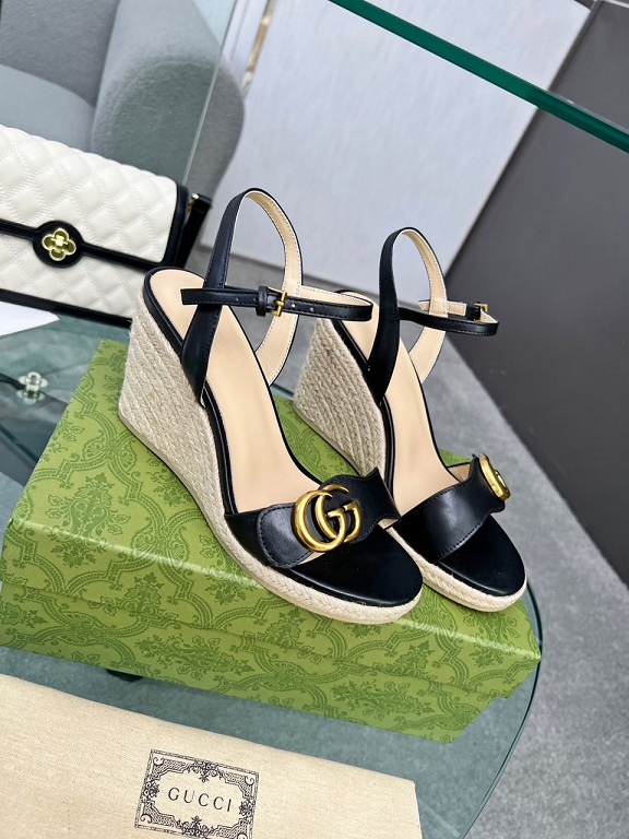 GG Marmont Wedges