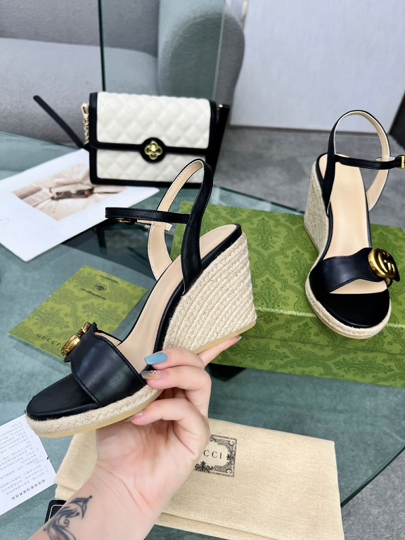 GG Marmont Wedges