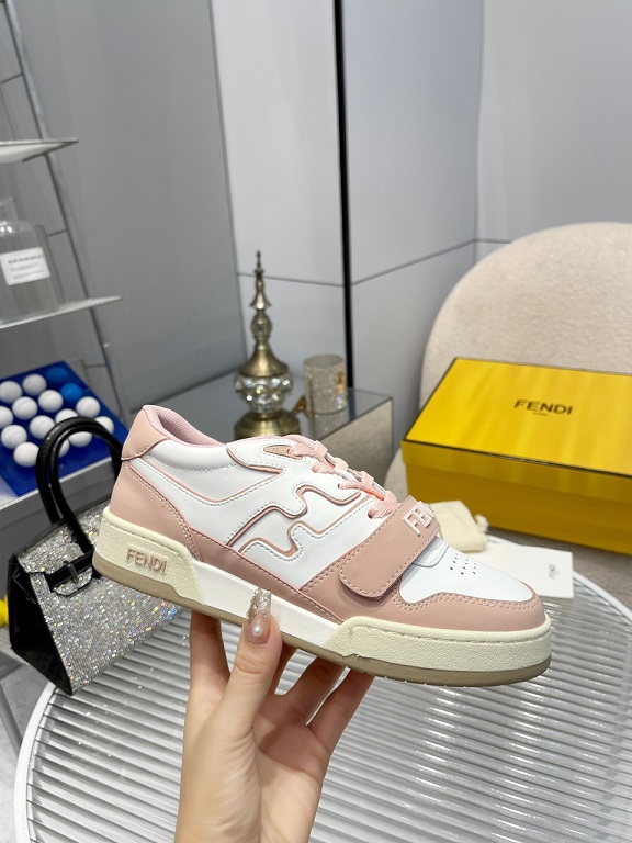 FD Sneakers