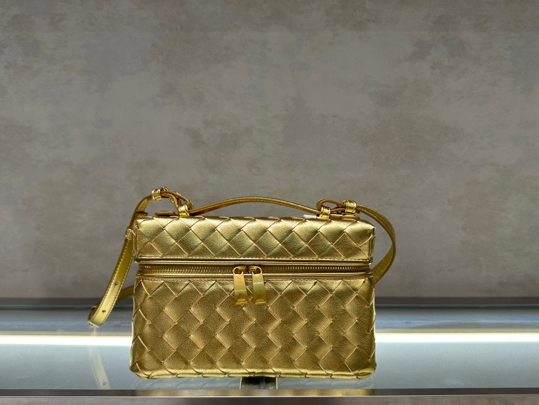 BV Vanity