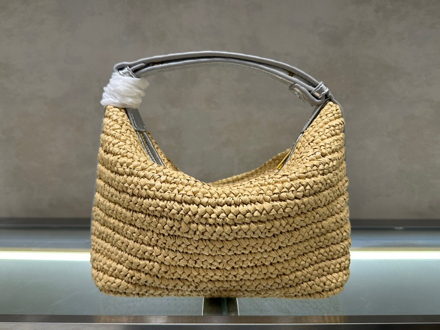 BV Intrecciato Raffia