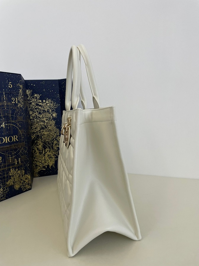 CD Lady Tote Medium