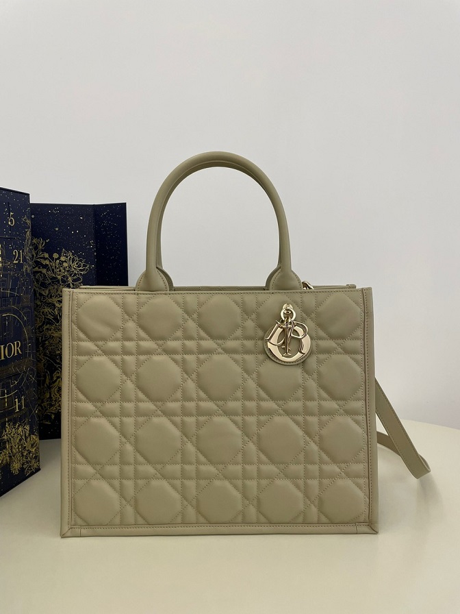 CD Lady Tote Medium
