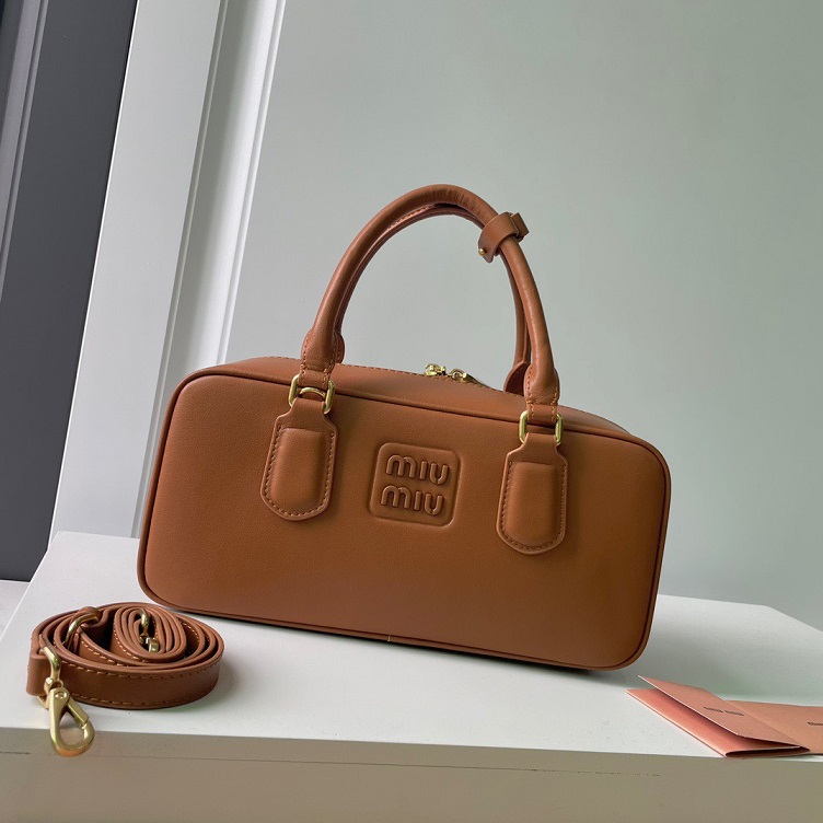 Miu Matelasse Medium
