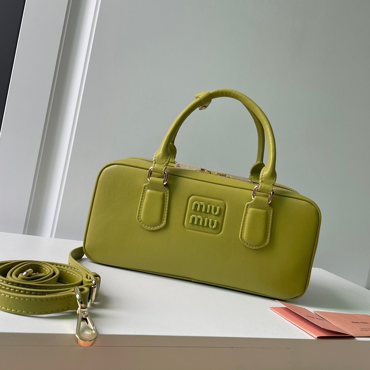 Miu Matelasse Medium