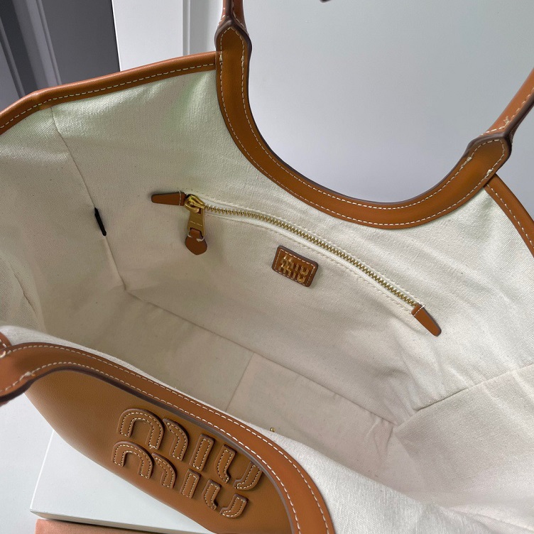 Miu Tote Medium