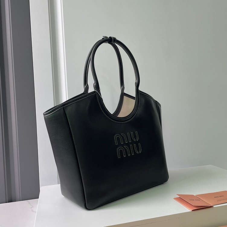 Miu Tote Medium