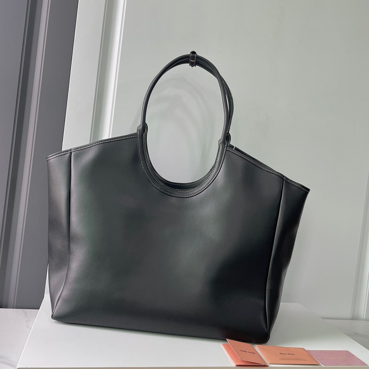 Miu Tote Medium