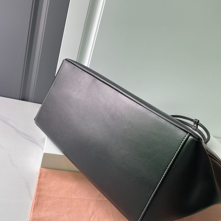 Miu Tote Medium