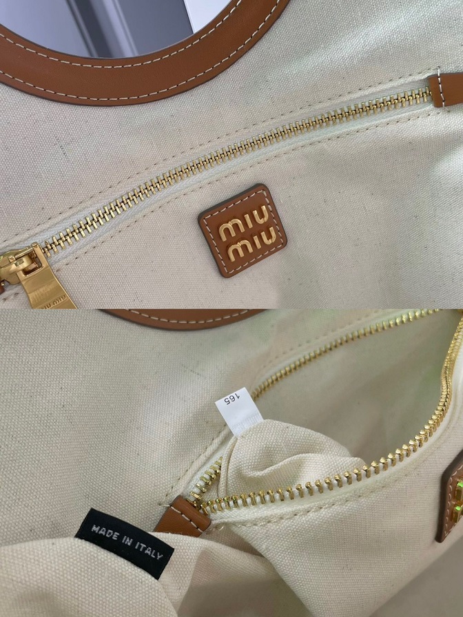 Miu Tote Medium