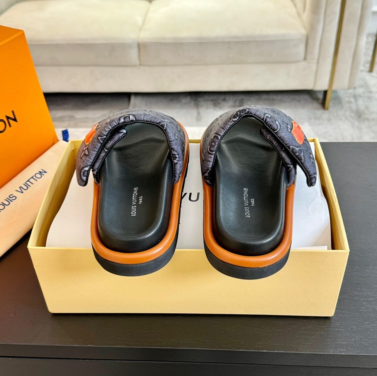 LOUIV Puffer Slides