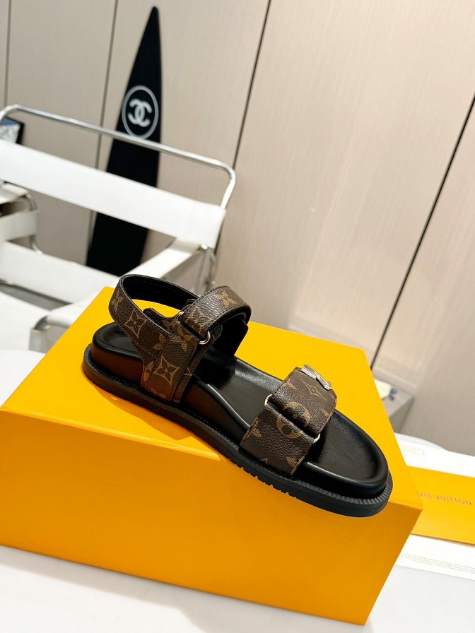 LOUIV Sandals