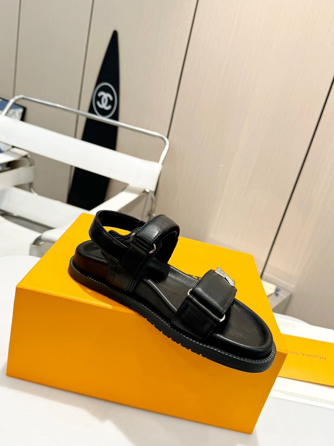 LOUIV Sandals