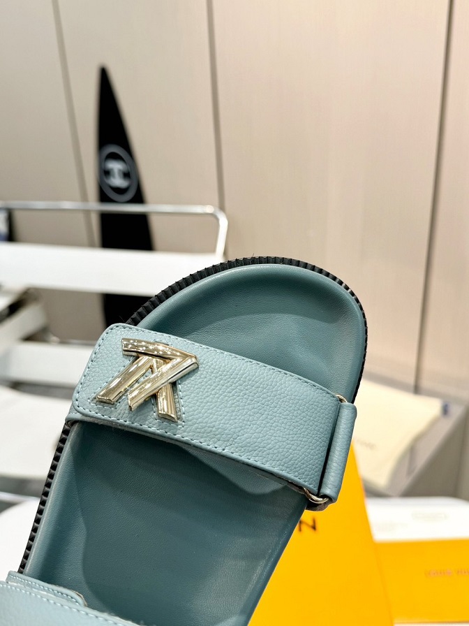 LOUIV Sandals