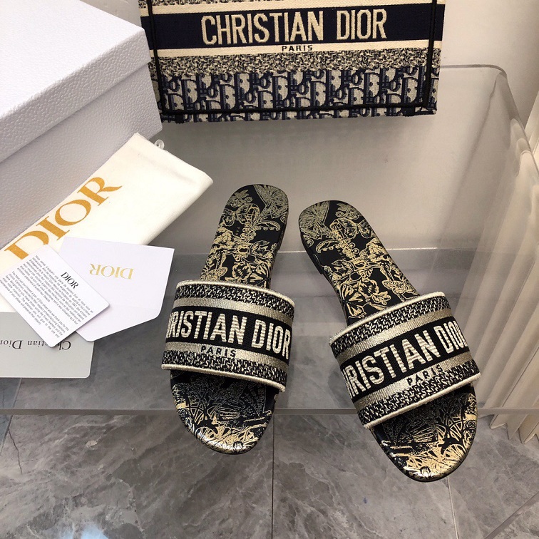 CD Dway Slides