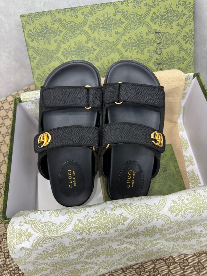 GG Birkenstocks