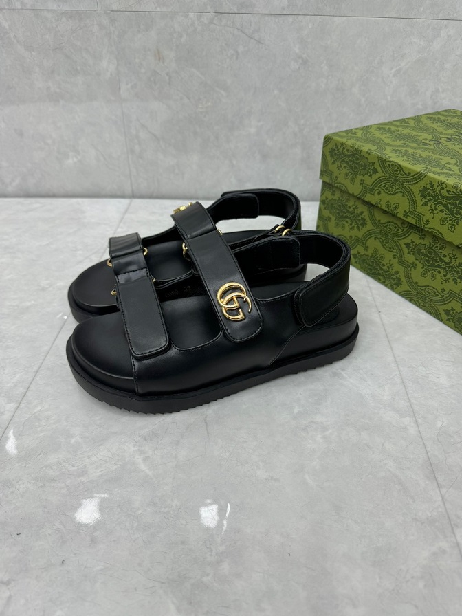 GG Sandals