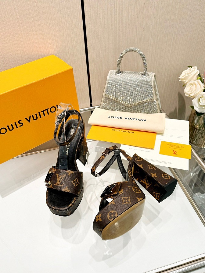 LOUIV Platform Heels