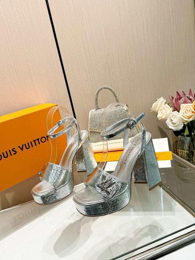 LOUIV Platform Heels