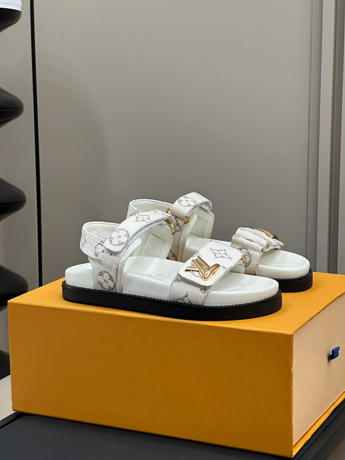 LOUIV Sandals 2024