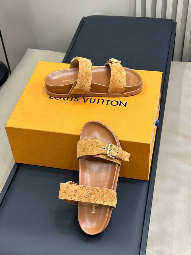 LOUIV Birkenstocks 2024