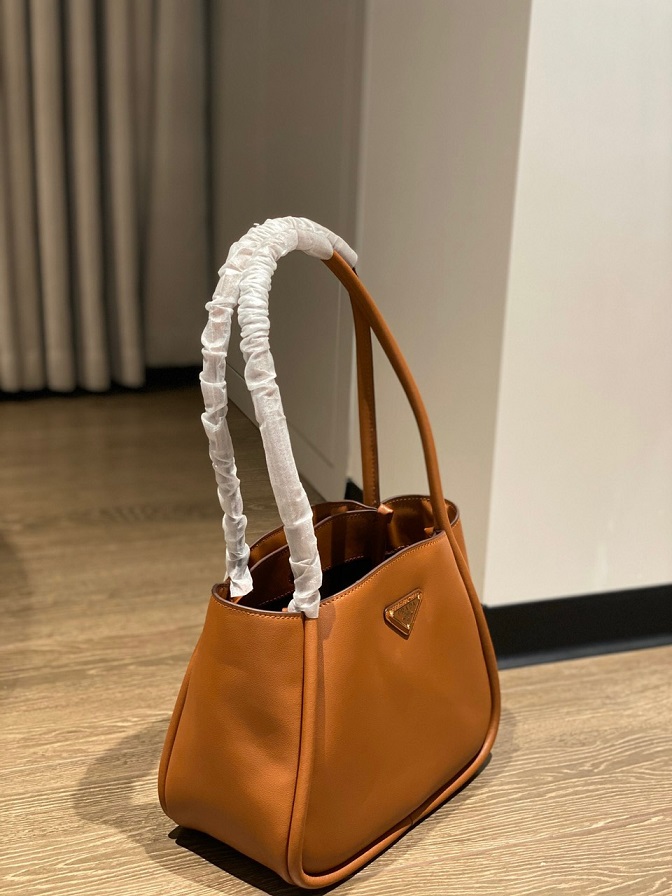 PR Tote