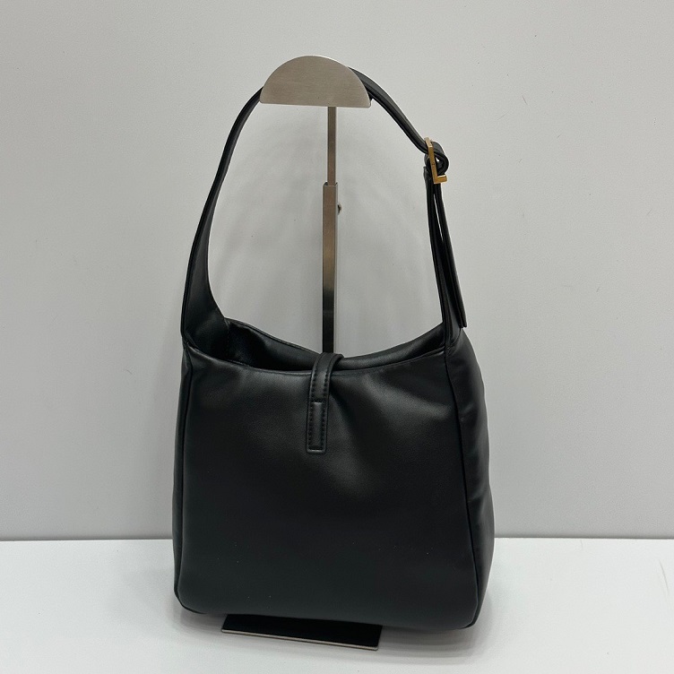 YSL Le 5A7 Hobo