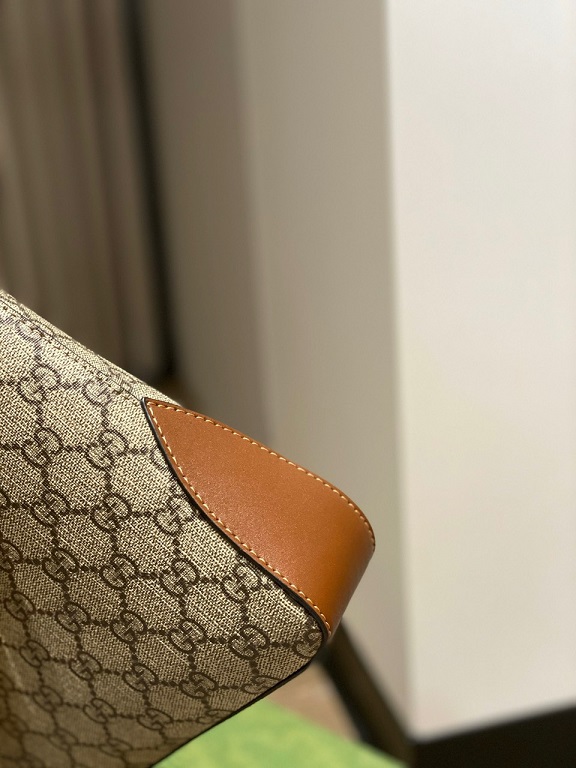 GG Padlock Tote